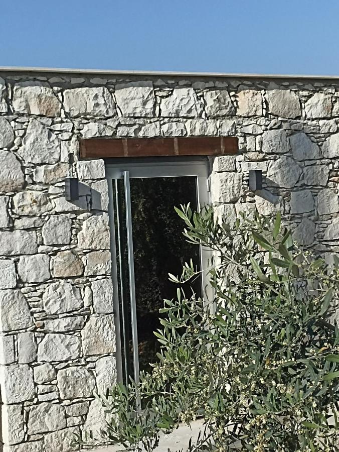 Ammos Luxury Suits And Residences Peyia Esterno foto
