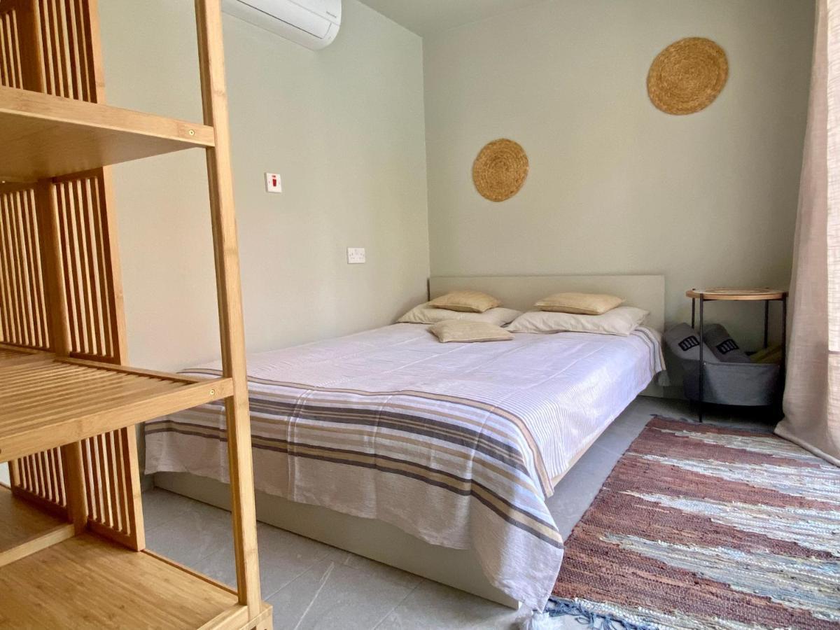 Ammos Luxury Suits And Residences Peyia Esterno foto