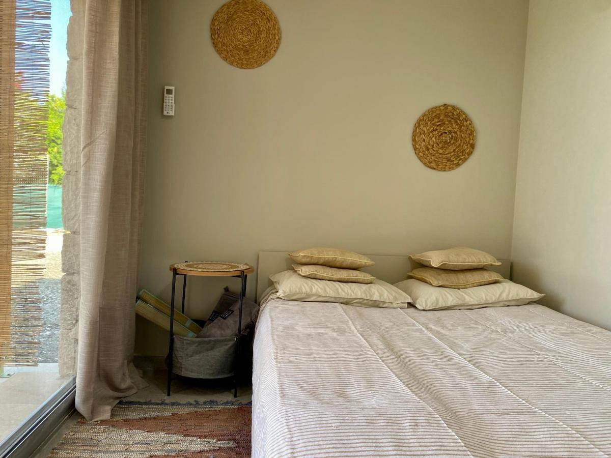 Ammos Luxury Suits And Residences Peyia Esterno foto
